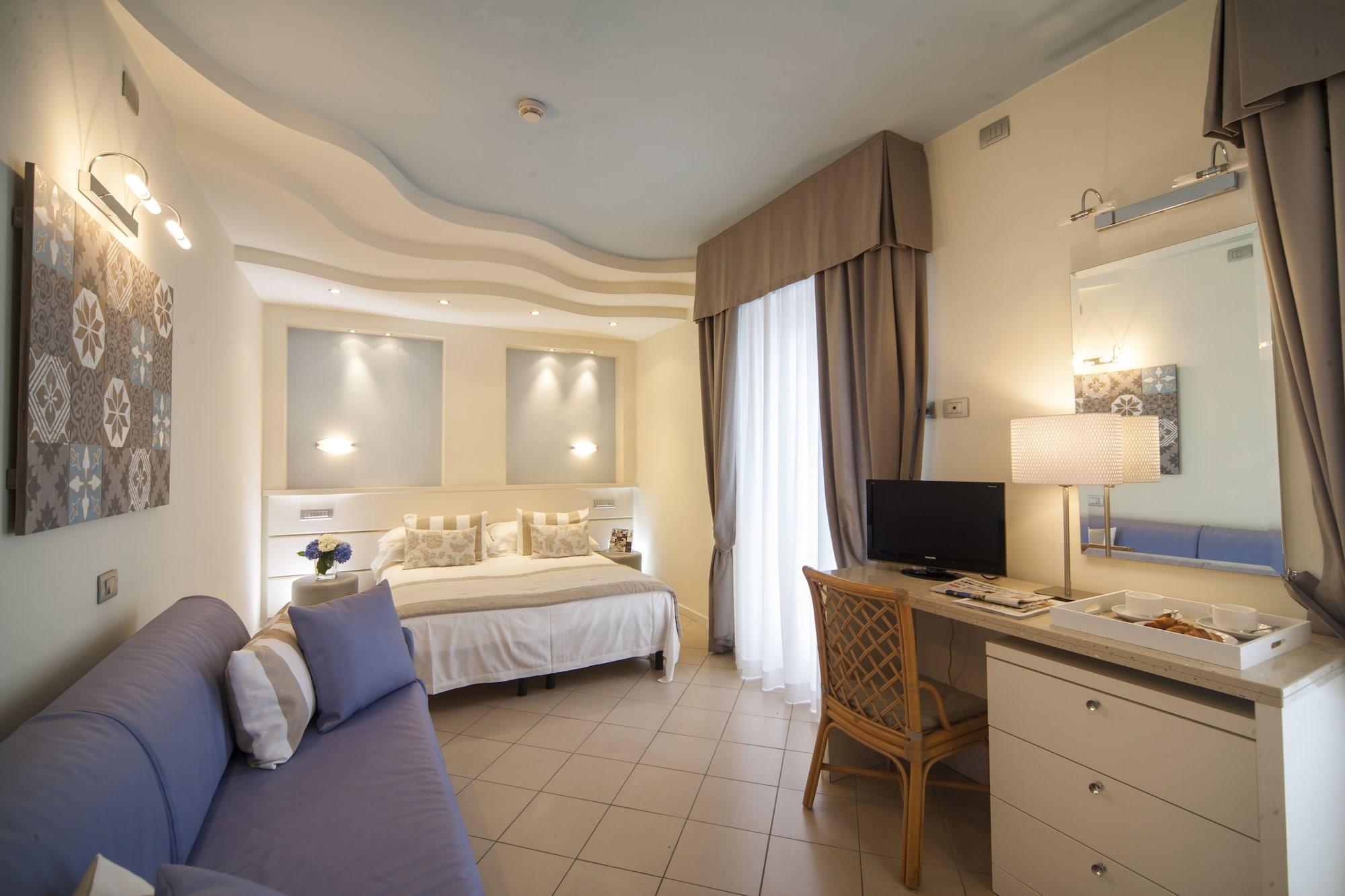 Hotel Mon Cheri Riccione Exteriör bild