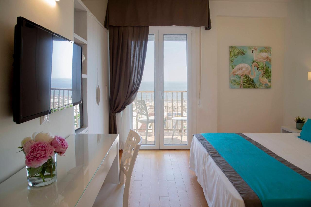 Hotel Mon Cheri Riccione Exteriör bild